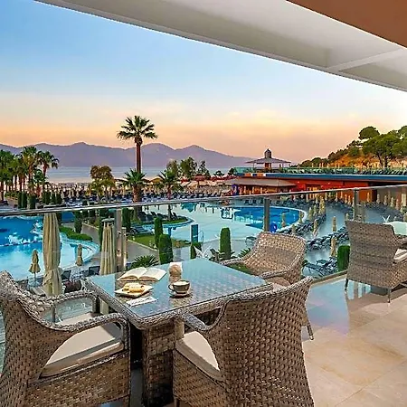 Liberty Kusadasi 5*