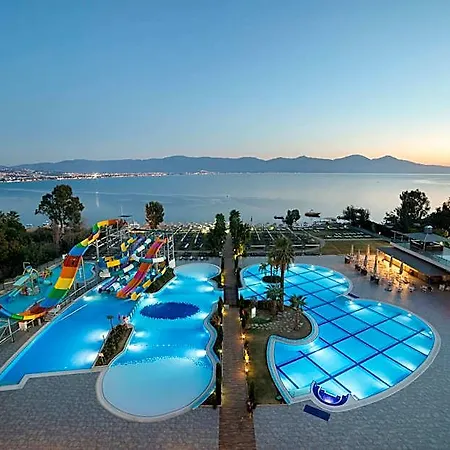 Hotel Liberty Kusadasi 5*