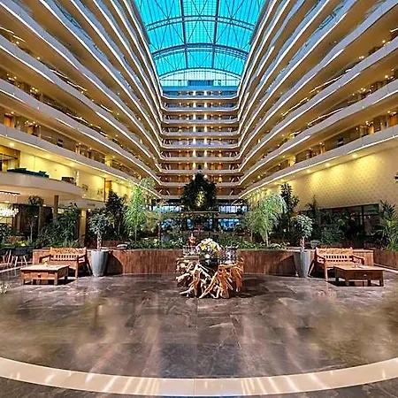 Liberty Kusadasi 5* Gokcealan