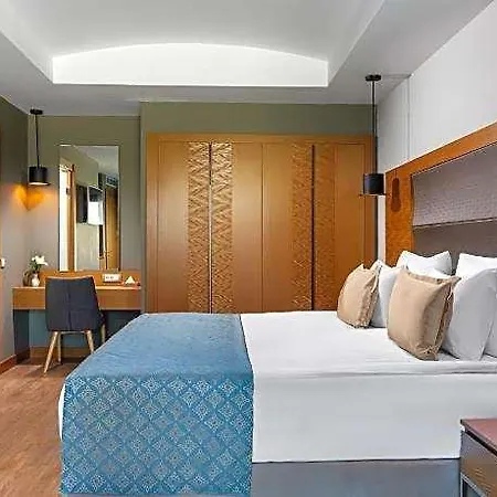 Hotel Liberty Kusadasi Gokcealan